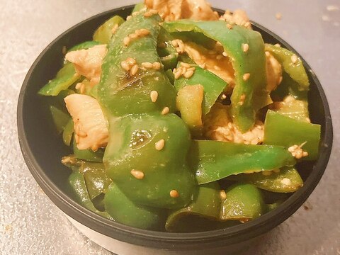 簡単副菜☆鶏とピーマンの辛子醤油和え